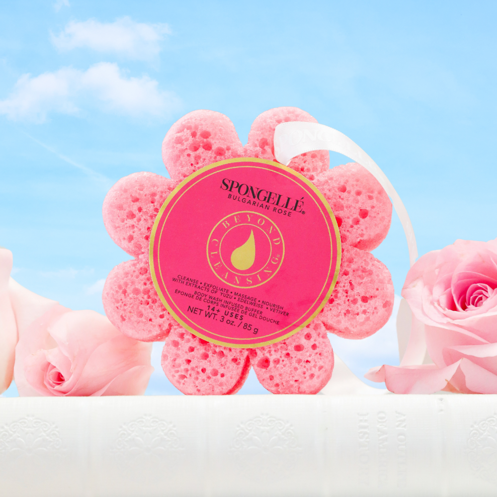 Angled front view with bag zipped and handles upright.