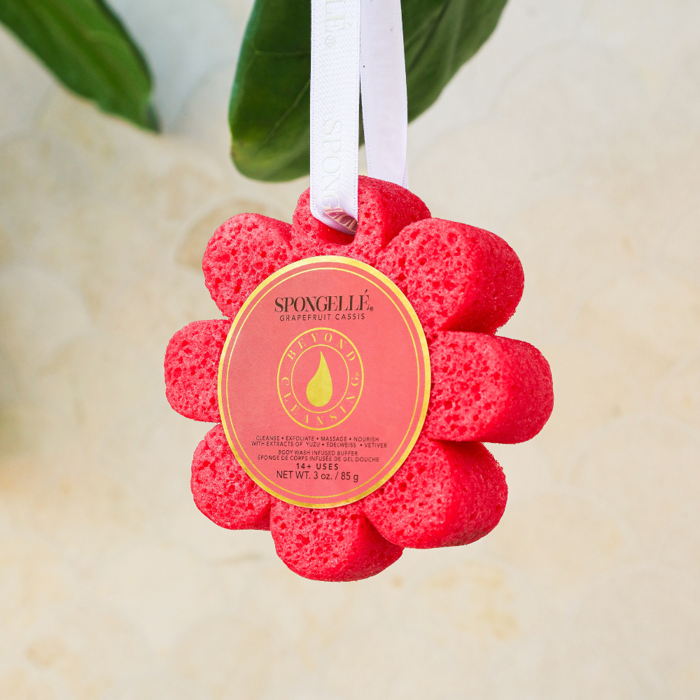 Angled front view with bag zipped and handles upright.