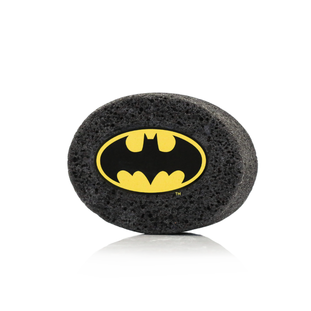 Angled front view with bag zipped and handles upright.