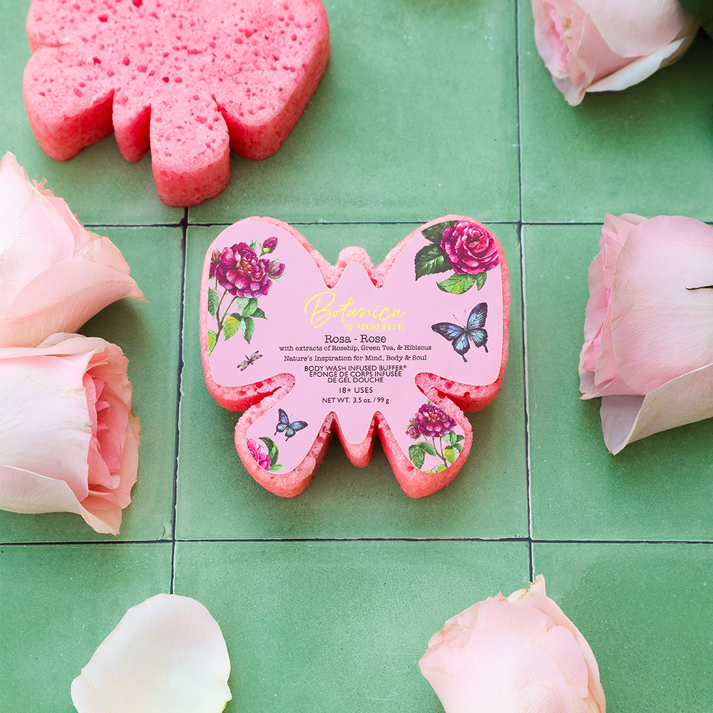 Angled front view with bag zipped and handles upright.