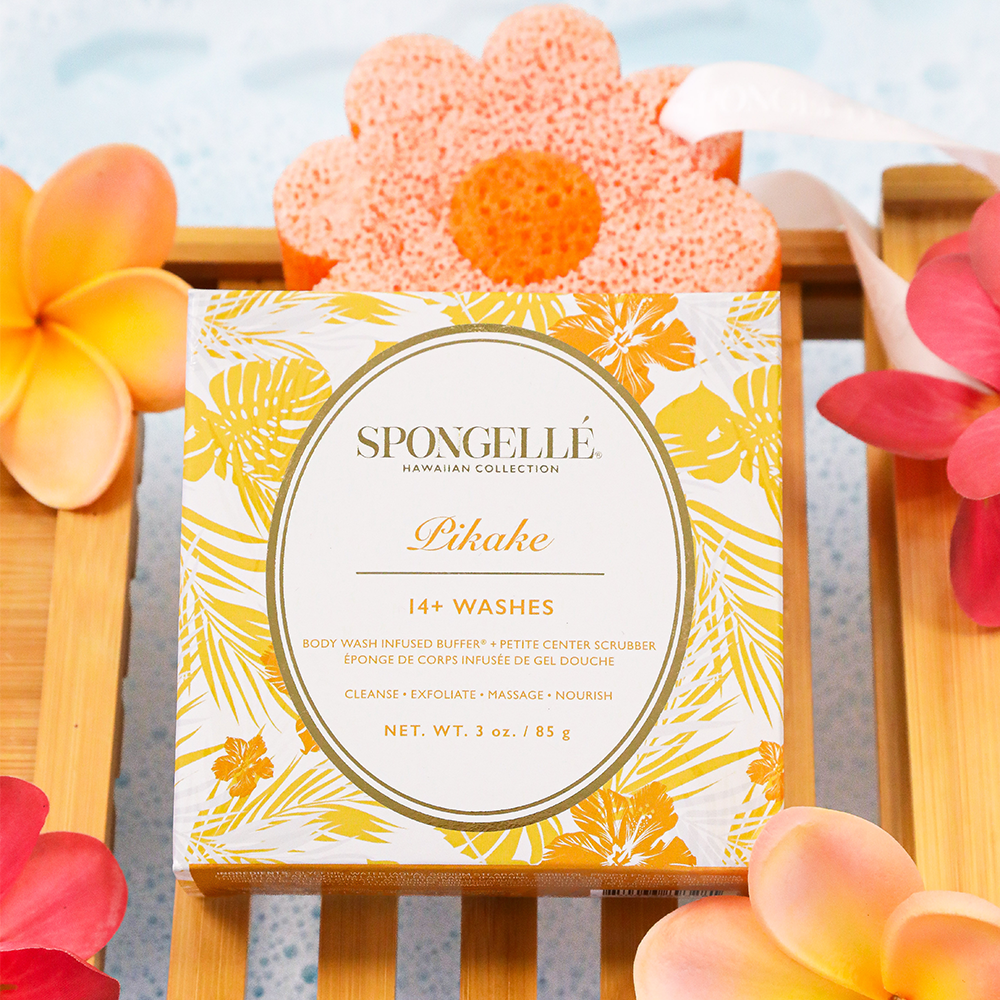 Angled front view with bag zipped and handles upright.